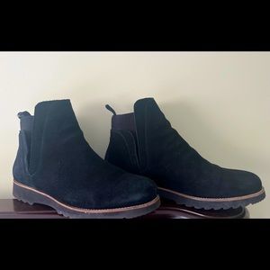 Blondo weather resistant suede ankle boots